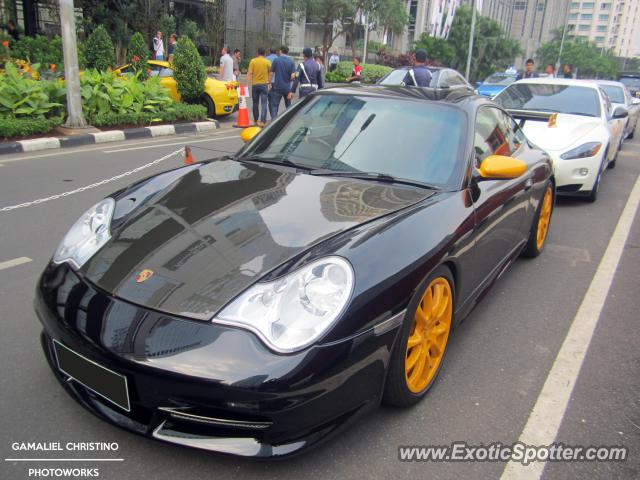 Porsche 911 GT3 spotted in Jakarta, Indonesia