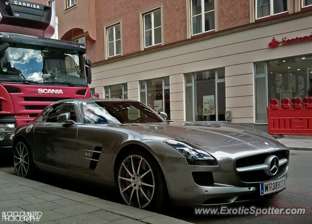 Mercedes SLS AMG spotted in Munich, Germany