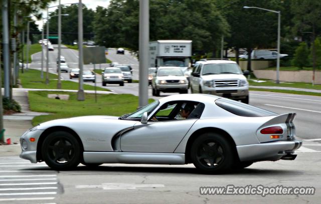 Dodge Viper spotted in Doctor Phillips, Florida