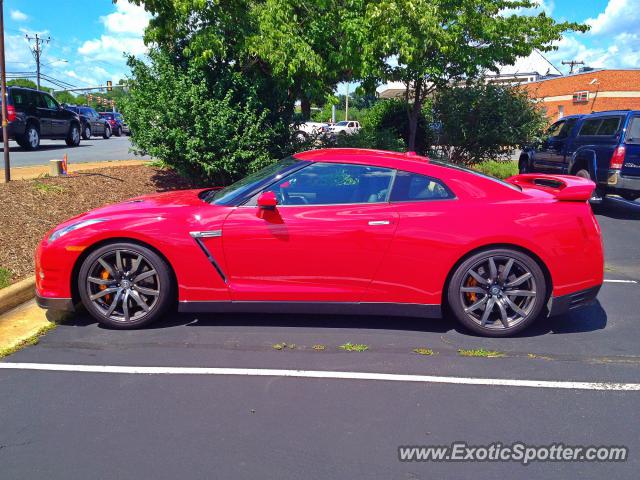 Nissan GT-R spotted in Leesburg, Virginia