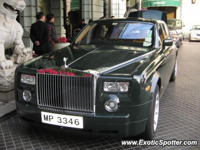Rolls Royce Phantom spotted in HONG KONG, China