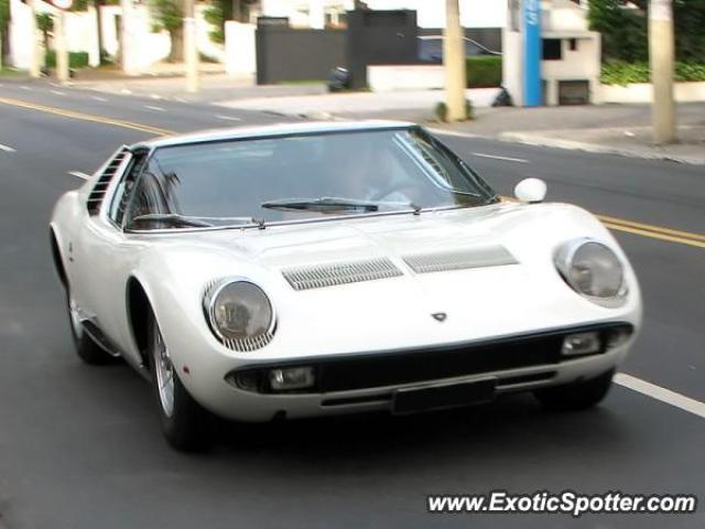 Lamborghini Miura spotted in São Paulo, Brazil