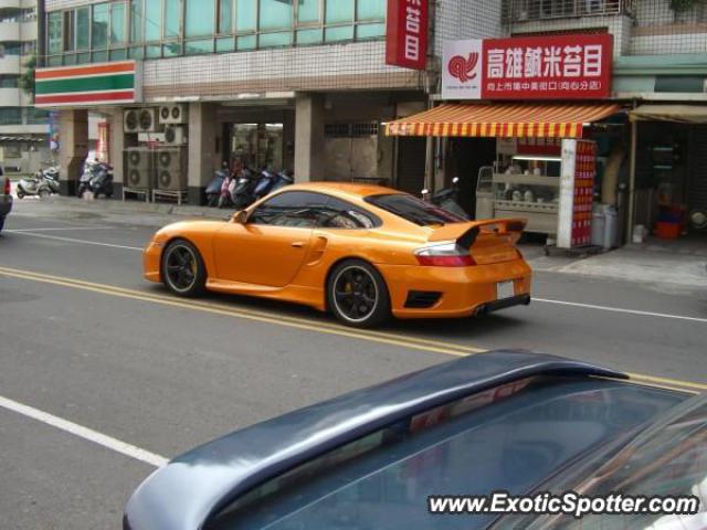 Porsche 911 GT2 spotted in Taichung, Taiwan