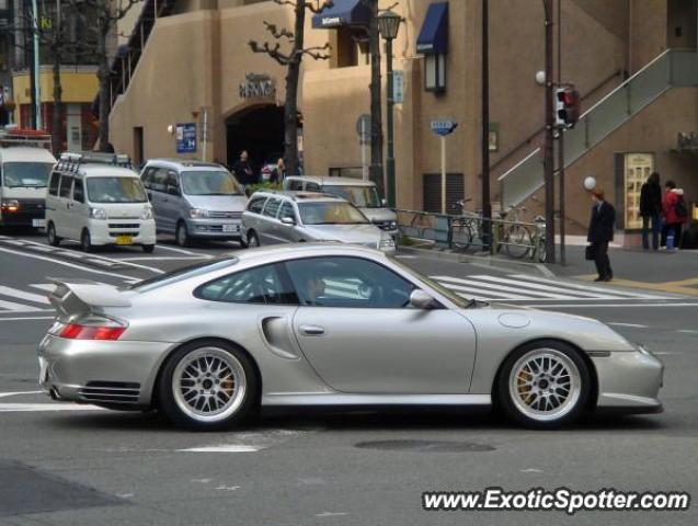Porsche 911 GT2 spotted in Tokyo, Japan