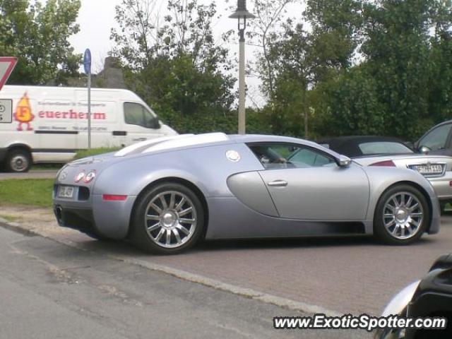 Bugatti Veyron spotted in Kampen Sylt, Germany