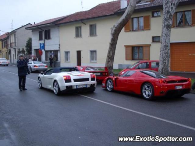 Ferrari Enzo spotted in Milano, Italy