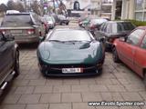 Jaguar XJ220