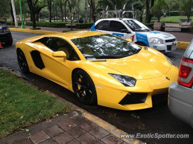 Lamborghini Aventador spotted in Mexico City, Mexico