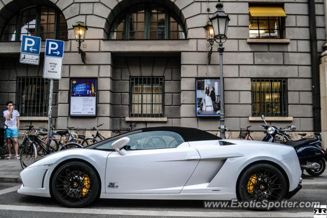 Lamborghini Gallardo spotted in Munich, Germany