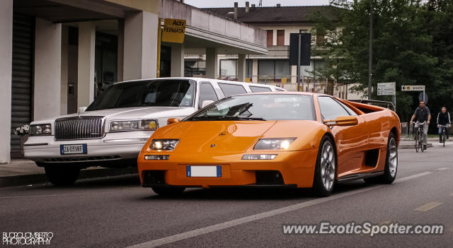 Lamborghini Diablo spotted in Padova, Italy