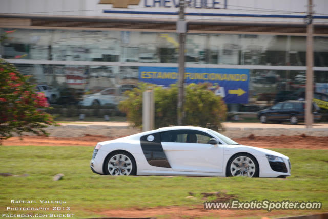 Audi R8 spotted in Brasilia, Brazil