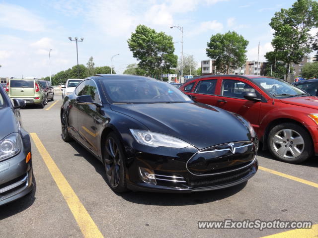 Tesla Model S spotted in QUEBEC, Canada