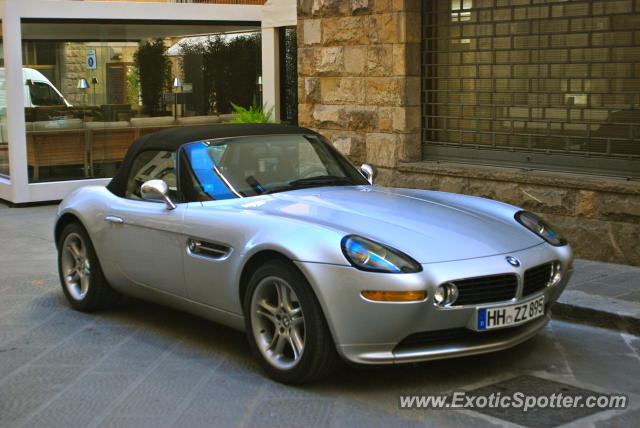 BMW Z8 spotted in Florence, Italy