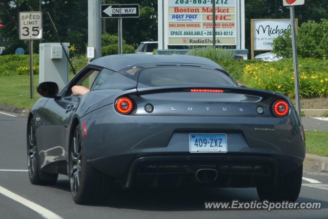 Lotus Evora spotted in Monroe (I think), Connecticut
