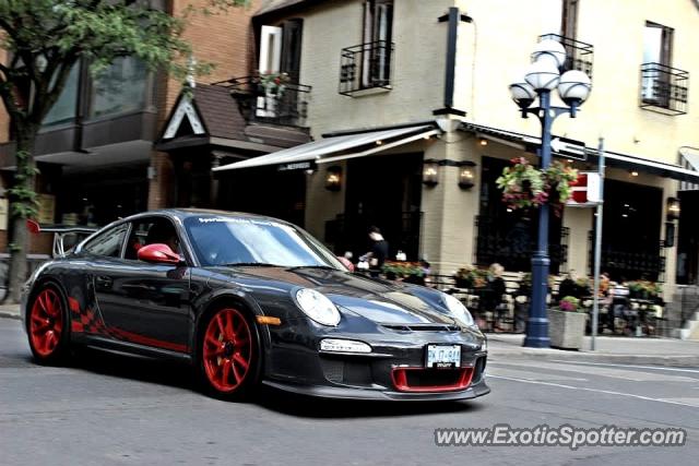 Porsche 911 GT3 spotted in Toronto, Canada