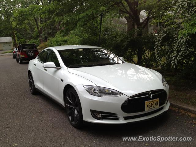 Tesla Model S spotted in Old Tappan, New Jersey