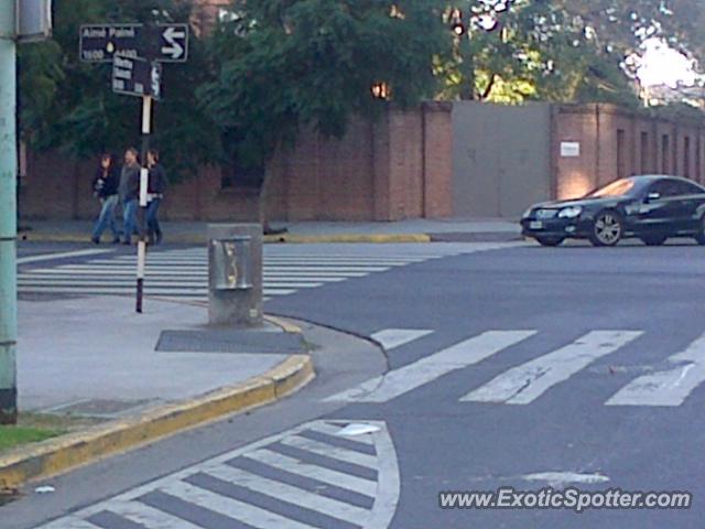 Mercedes SL600 spotted in Buenos Aires, Argentina