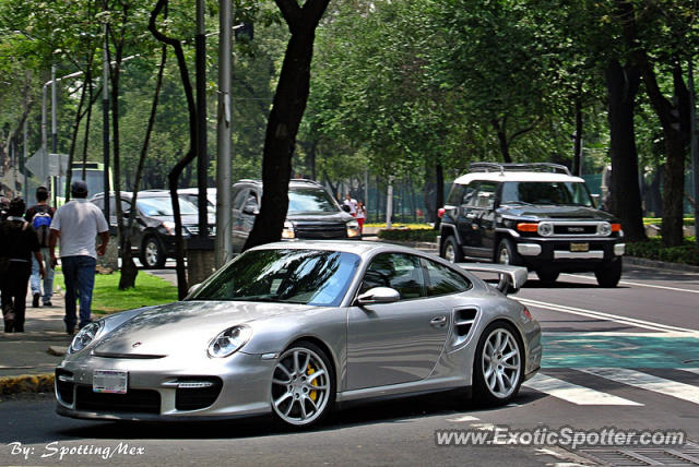Porsche 911 GT2 spotted in Mexico City, Mexico