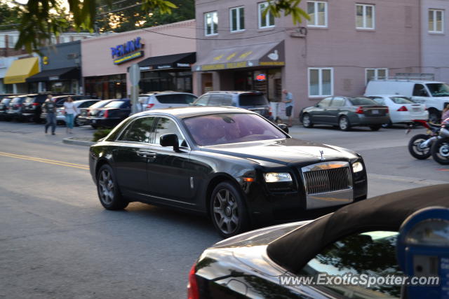 Rolls Royce Ghost spotted in Bethesda, Maryland