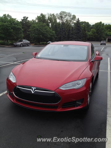 Tesla Model S spotted in Golden Valley, Minnesota