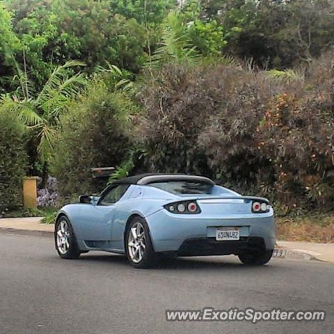 Tesla Roadster spotted in La Jolla, California
