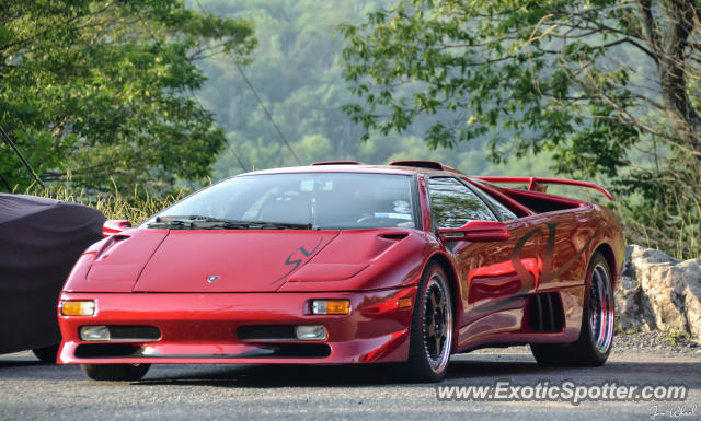 Lamborghini Diablo spotted in Pocono Manor, Pennsylvania