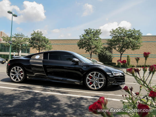 Audi R8 spotted in Edgewater, New Jersey