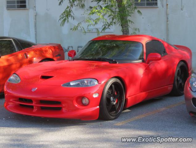 Dodge Viper spotted in Ocean City, Maryland