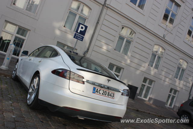Tesla Model S spotted in Copenhagen, Denmark