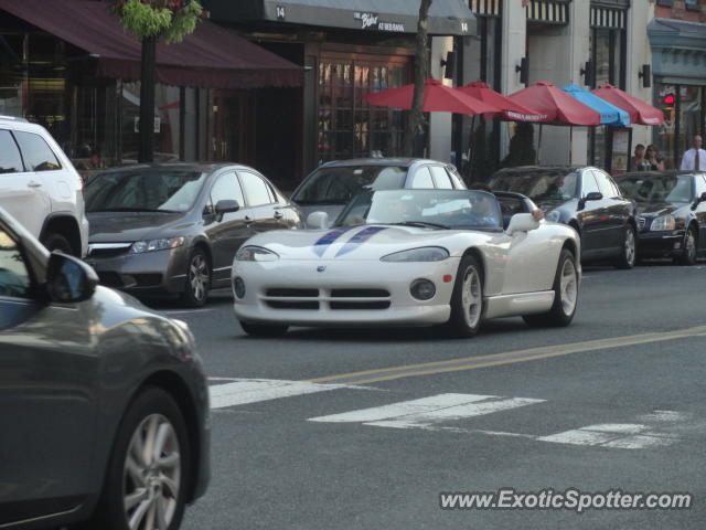 Dodge Viper spotted in Red Bank, New Jersey