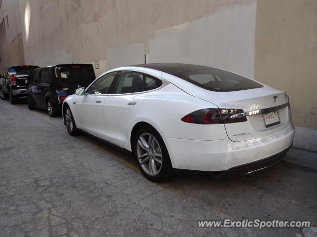 Tesla Model S spotted in Los Angeles, California