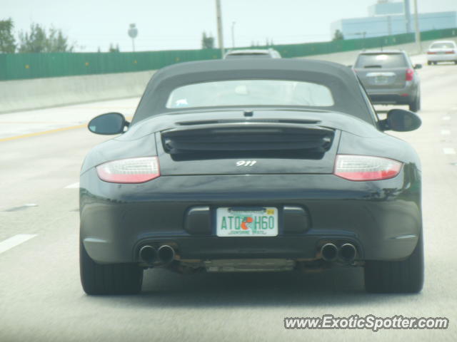 Porsche 911 spotted in I-75 Highway, Florida