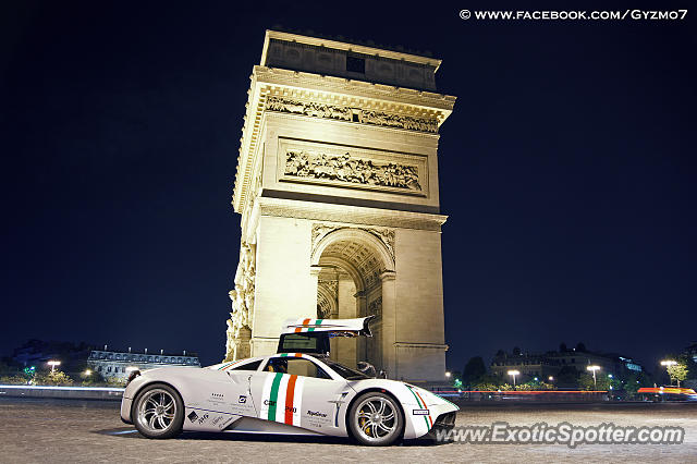Pagani Huayra spotted in Paris, France