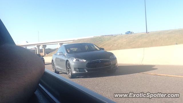 Tesla Model S spotted in Highlands ranch, Colorado