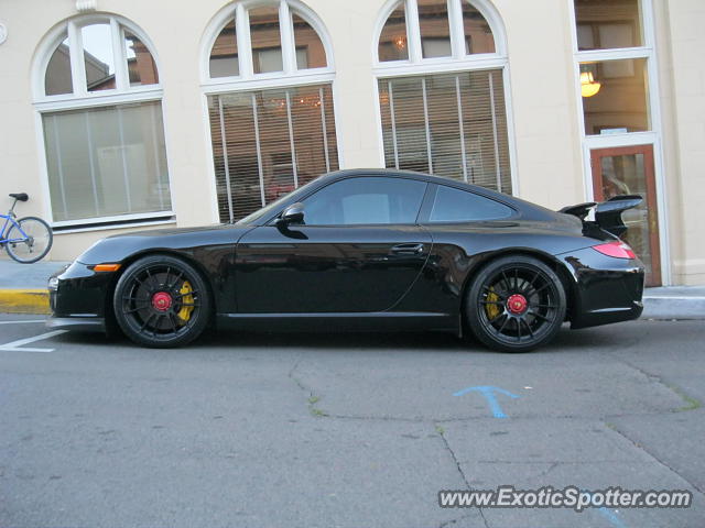 Porsche 911 GT3 spotted in Ashland, Oregon