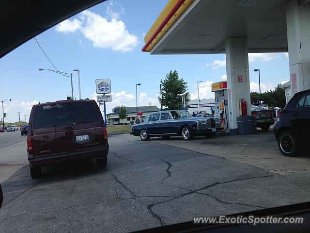 Rolls Royce Silver Shadow spotted in Hinsdale, Illinois