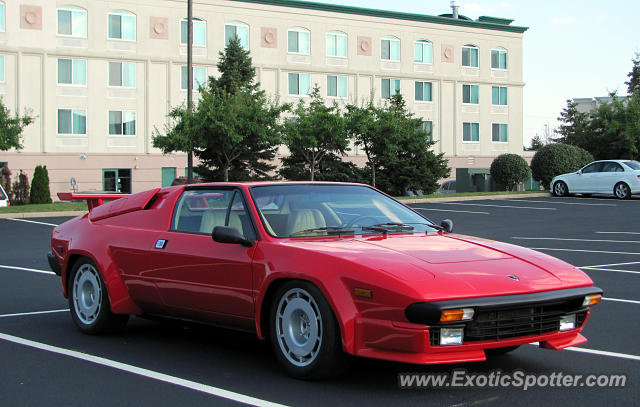 Lamborghini Jalpa spotted in Columbus, Ohio