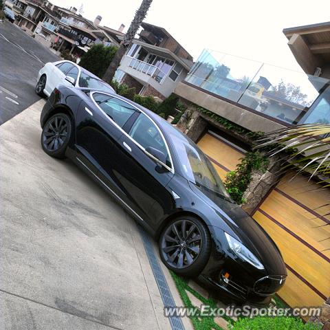 Tesla Model S spotted in Corona Del Mar, California