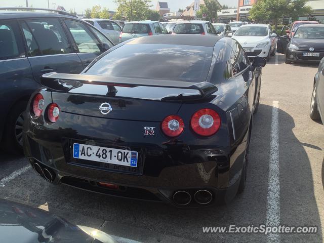 Nissan GT-R spotted in Troyes, France