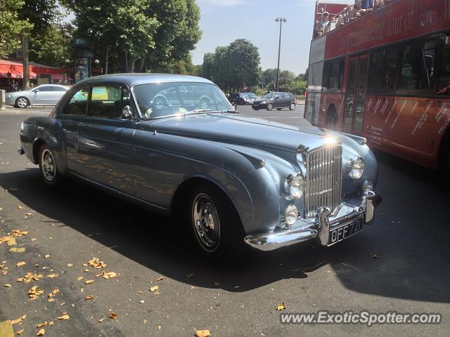 Bentley Continental spotted in Paris, France