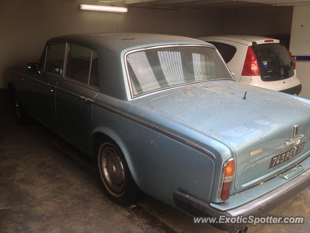 Rolls Royce Silver Shadow spotted in Paris, France