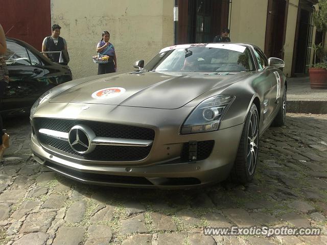 Mercedes SLS AMG spotted in Oaxaca, Mexico