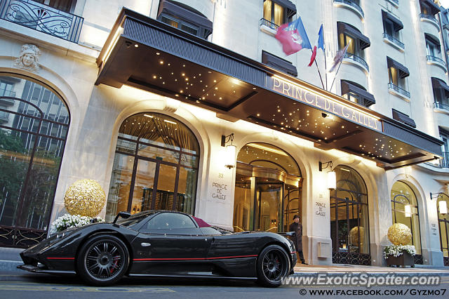 Pagani Zonda spotted in Paris, France
