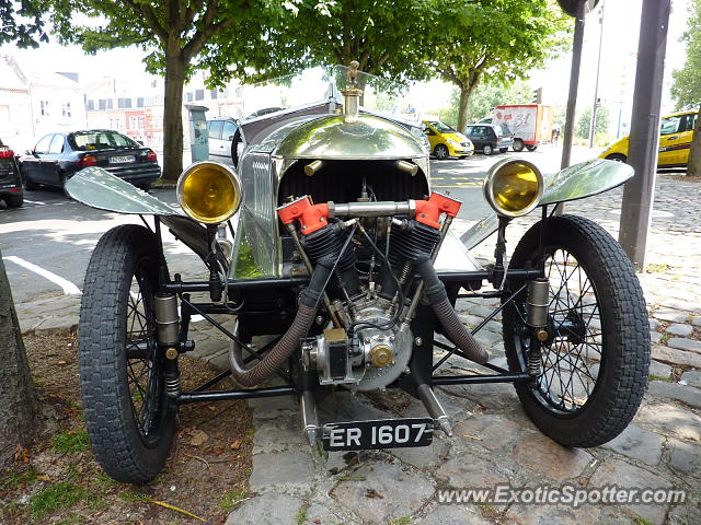 Morgan Aero 8 spotted in Amiens, France
