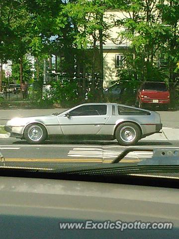 DeLorean DMC-12 spotted in Linden, New Jersey