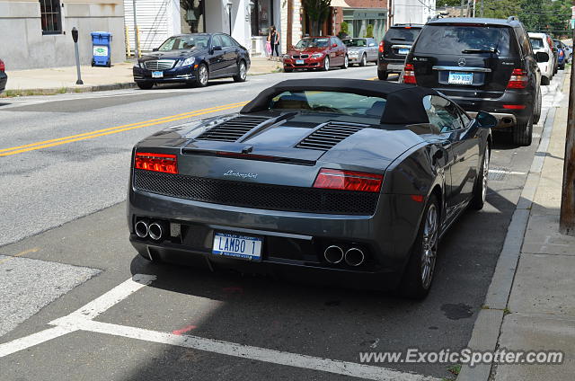 Lamborghini Gallardo spotted in Greenwich, Connecticut