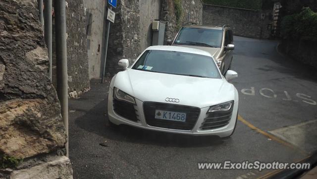 Audi R8 spotted in Garda lake, Italy