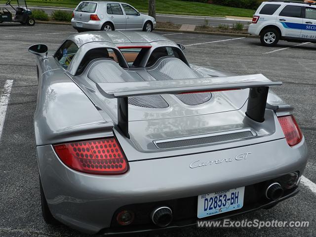 Porsche Carrera GT spotted in St. Louis, Missouri