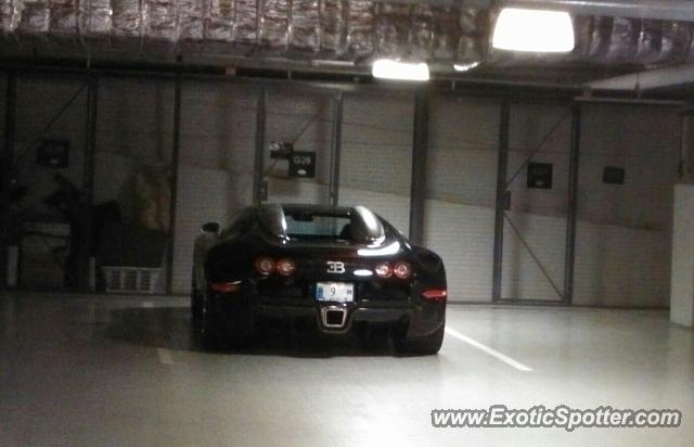 Bugatti Veyron spotted in Boston, Massachusetts