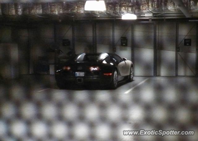 Bugatti Veyron spotted in Boston, Massachusetts